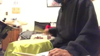 parents gémissant dans l’autre pièce pendant que je joue de la batterie 60