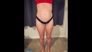 YouTuberin und Onlyfans-Model beim Anziehen durchgesickert