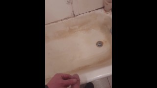 18yo peeing in the bathtub