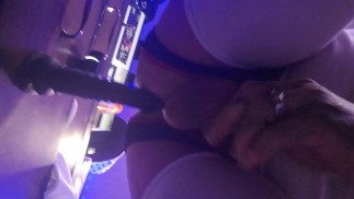 Белый чулок на