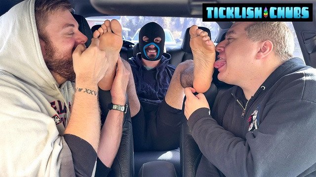 Matt And Ryder Found A Robber In The Car And Licked His Feet