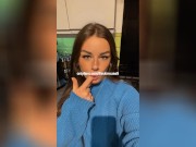 Virgin her Pussy to the Entire Internet - Pornhub.com