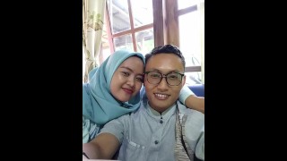 Les musulmans en Indonésie jouent avec amour pendant l’Aïd al-Fitr