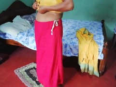 බෝඩිම් වෙලා ඉන්න මොන්ටිසෝරි ටීචට බලෙන්ම හුකන  පුතා. - Screenshot 3 of 16 - Hot Mom