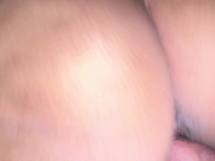 មេម៉ាយម្ចាស់ហាងលក់គ្រឿងសំអាងនៅសៀមរាប (Divorced makeup shop owner in Siem Reap)