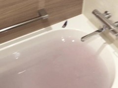 温泉入浴剤でのバスタイム - Screenshot 8 of 16 - 温泉