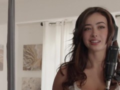 BUBBLY BUSTY BRUNETTE Chloe Surreal Is Buzzing From Her Blind Date Max Fills - Screenshot 3 of 16 - Real Female Orgasm
