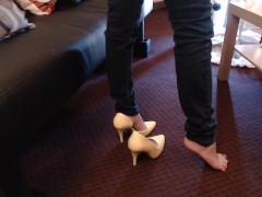 Double Crossed Yellow Pumps Dangling - Screenshot 14 of 16 - Nylon Fetish