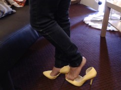 Double Crossed Yellow Pumps Dangling - Screenshot 9 of 16 - Nylon Fetish