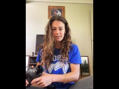 Tiktok girl accidentally cums during Live with massager