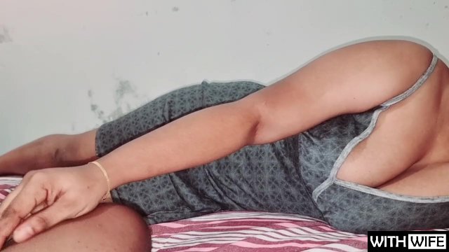 වැස්ස නිසා වයිෆ්ට හොඳටම මෝල් තද වෙලා