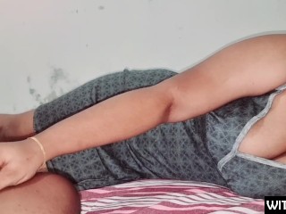 වැස්ස නිසා වයිෆ්ට හොඳටම මෝල් තද වෙලා