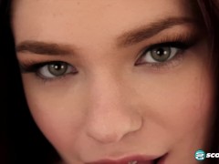 Annabel Redd: E-cup Twerker - Screenshot 1 of 16 - Naughtymag