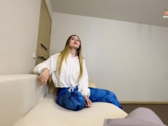 Подруга жены ,соседка с соченой сексуалной фигурой,зашла в гости случайно потрахаться - Screenshot 1 of 16 - Homemade