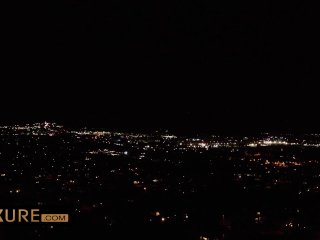 Passionate sex on a rooftop in L.A. screenshot number 0