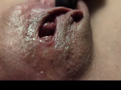 ULTRA CLOSEUP HD SQUIRT MASTURBATION WITH FULL BLADDER - FTM