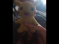 Трахаю своего Пикачу