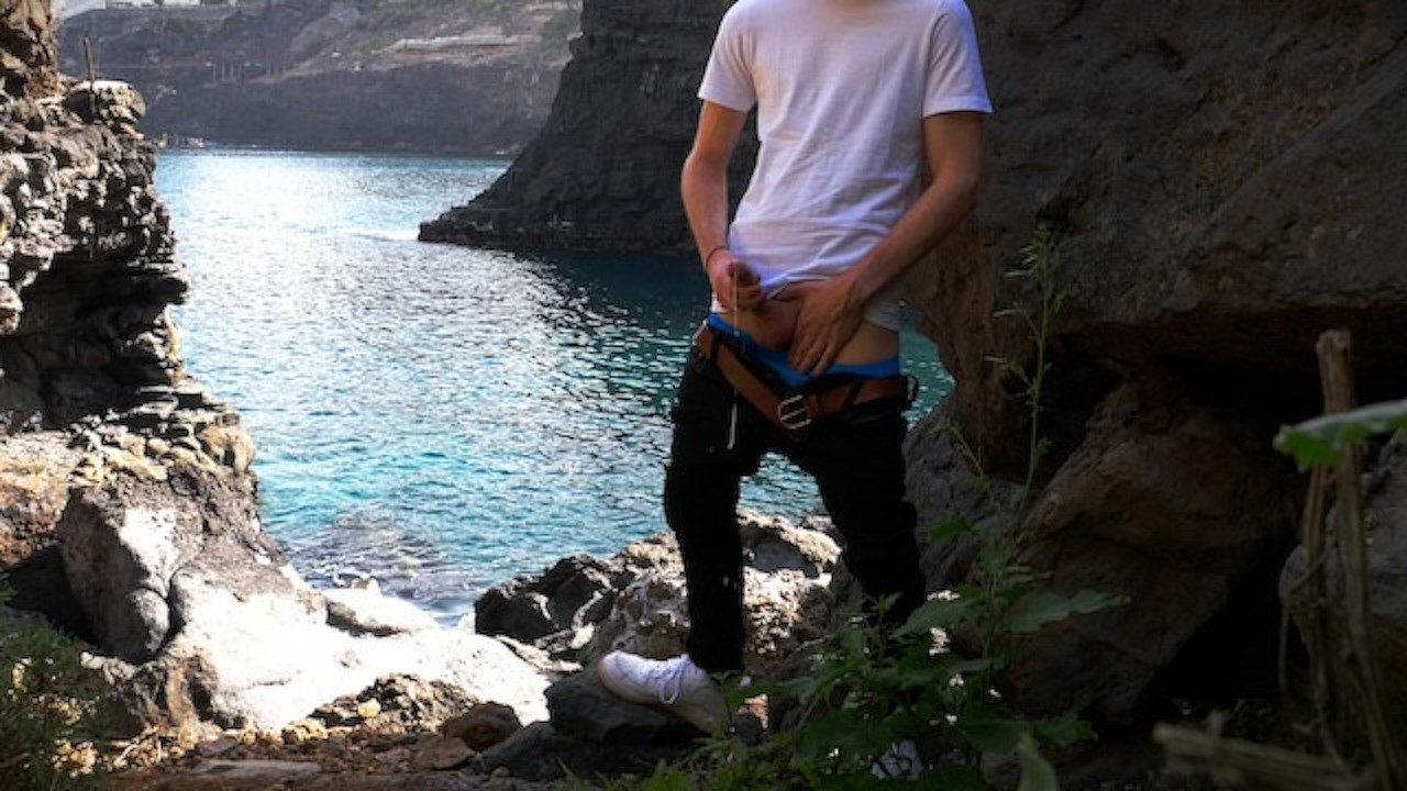 Twink Cum In Paradise  Jordan Wilder