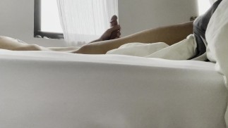亚洲男性荡妇得到一个