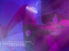 making my pussy squirt with my pink dildo