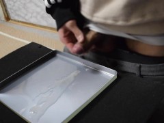 【大量射精】トレーに大量射精する男子【ショート動画】 - Screenshot 16 of 16 - 射精
