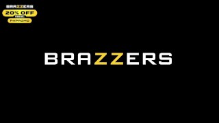 Sneaky Party Pussy.Scarlit Scandal / Brazzers