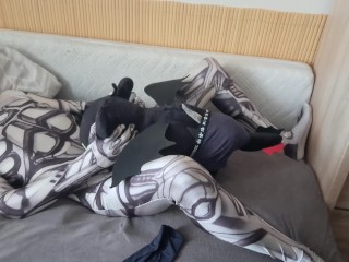 Toothless (drake) and his Friend in Overal, so Sexy.