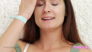 Merde qu’elle est Hot AF