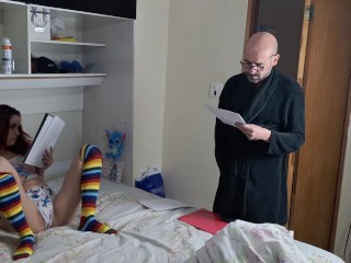 Падчерице отсосал отчим