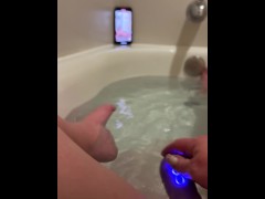 Bath Time Vibes - Screenshot 5 of 16 - Wet