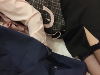 素人ハメ撮り　クンニでイカされ悶えるOLアシスタント　中出しセックス　フェラ　コスプレ　