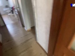 Отчим трахнул меня в душе, а потом затащил на кровать - Screenshot 3 of 16 - Cheating