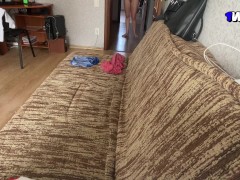 Отчим трахнул меня в душе, а потом затащил на кровать - Screenshot 9 of 16 - Familly Sex