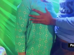 मेरे साथ ट्यूशन में पढ़ने वाली छोरी को अपने कमरे पे बुला कर मजे से उसकी चूचियां दबाई और चुदाई की - Screenshot 3 of 16 - Big Natural Boobs