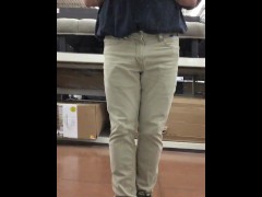 Another Store Wetting - Screenshot 1 of 16 - Pee