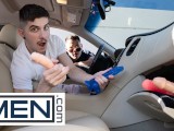 MEN - Policial safado Colton Reece mostra harrison Todd quem é o chefe enquanto ele o fode em todas as posições