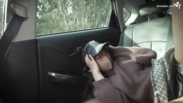 ドライブデート！山奥の車内でカーセックス。オマンコに吸い付いてくる肉棒に何度も絶頂。（日本人、素人、個人撮影）