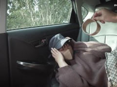 ドライブデート！山奥の車内でカーセックス。オマンコに吸い付いてくる肉棒に何度も絶頂。（日本人、素人、個人撮影） - Screenshot 5 of 16 - Car Sex