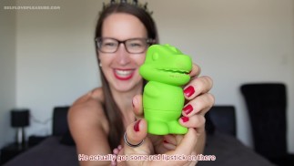 Suck-o-saurus Little GOO clit suction toy review SFW