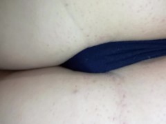 I wanted to peep, but she didn't mind. - Screenshot 2 of 16 - Small Tits