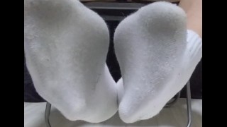 Ik probeerde te spelen met witte sokken en indoorschoenen! [Vorige versie]