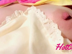 身体測定・電マと尿道バイブの快楽責めで痙攣最後はディルドで失禁しちゃうド変態オナニー - Screenshot 2 of 16 - Orgasm