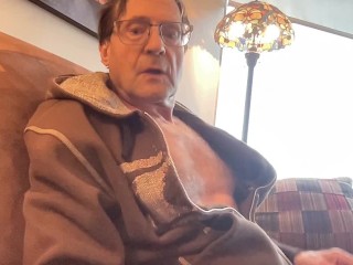 Иди сюда и присоединяйся ко мне
