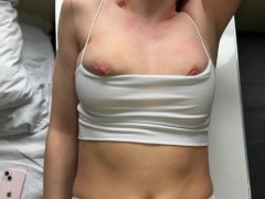 Помог девушке в поезде , а после получил подарок 14/16