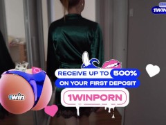 Мачеха спалила пасынка за дрочькой и решила помоч.ОЧЕНЬ МНОГО СПЕРМЫ. 1/16