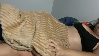 lesbians sucking very hairy pussy