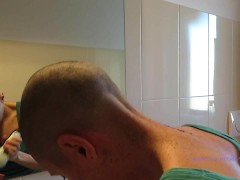 Ragazza italiana si rasa la testa a zero - Screenshot 13 of 16 - Hair Cutting