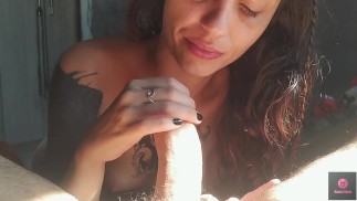 Sucking, giving pussy and cum in the mouth