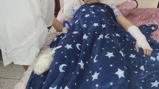 Doctora Bien Puta  Se Deja Follar Con Su Pasiente  y se Traga Toda la Leche