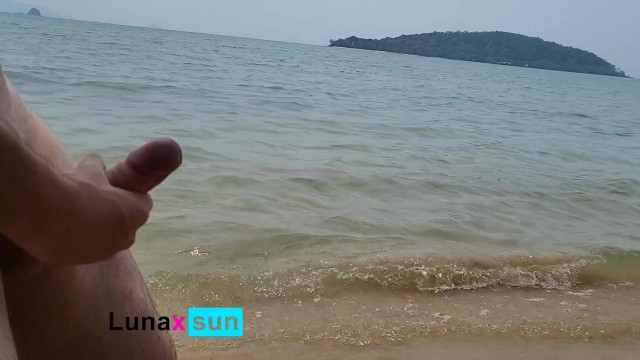 Stranger Caught me Flashing Dick in the Public Beach - Flashing Dick in Public - Pornhub Gay